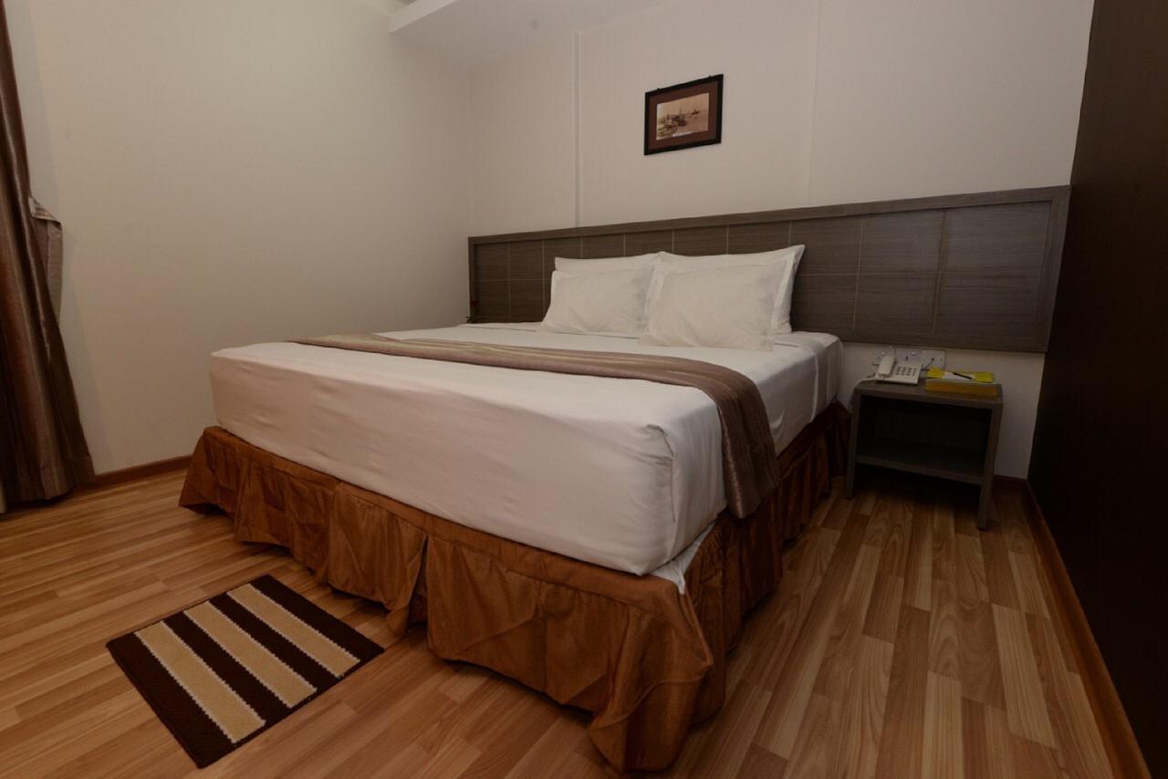 Min Nandar Garden Hotel Thanlyin Ngoại thất bức ảnh