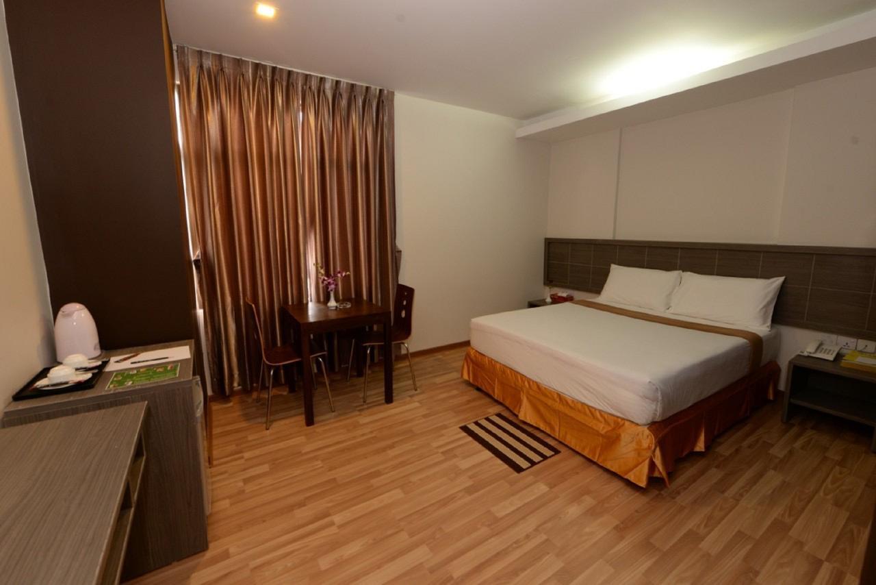 Min Nandar Garden Hotel Thanlyin Ngoại thất bức ảnh