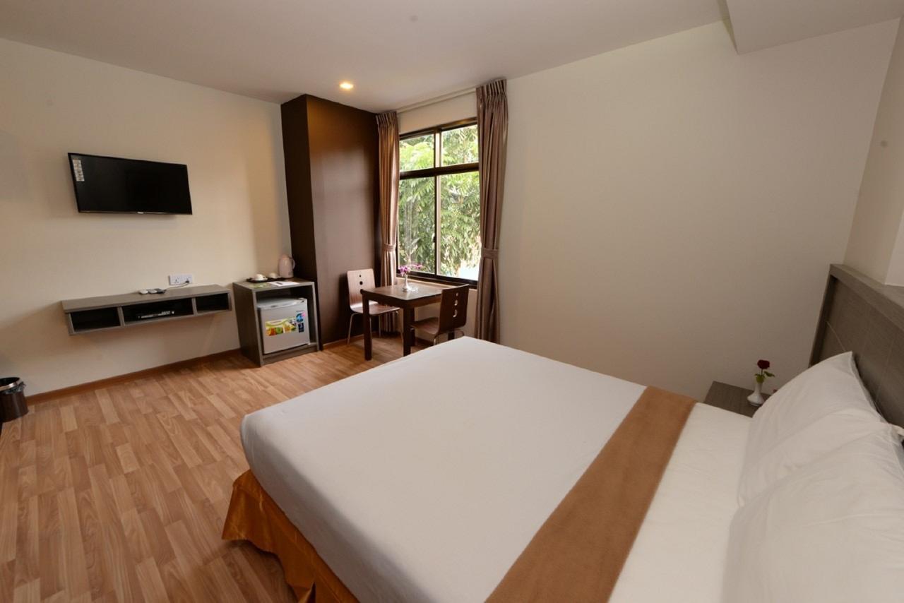 Min Nandar Garden Hotel Thanlyin Ngoại thất bức ảnh