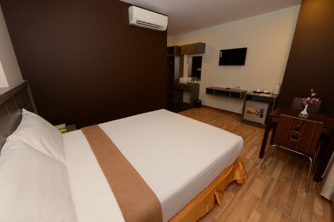 Min Nandar Garden Hotel Thanlyin Ngoại thất bức ảnh